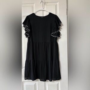 Who What Wear Women’s Size Medium Black Textured Dress